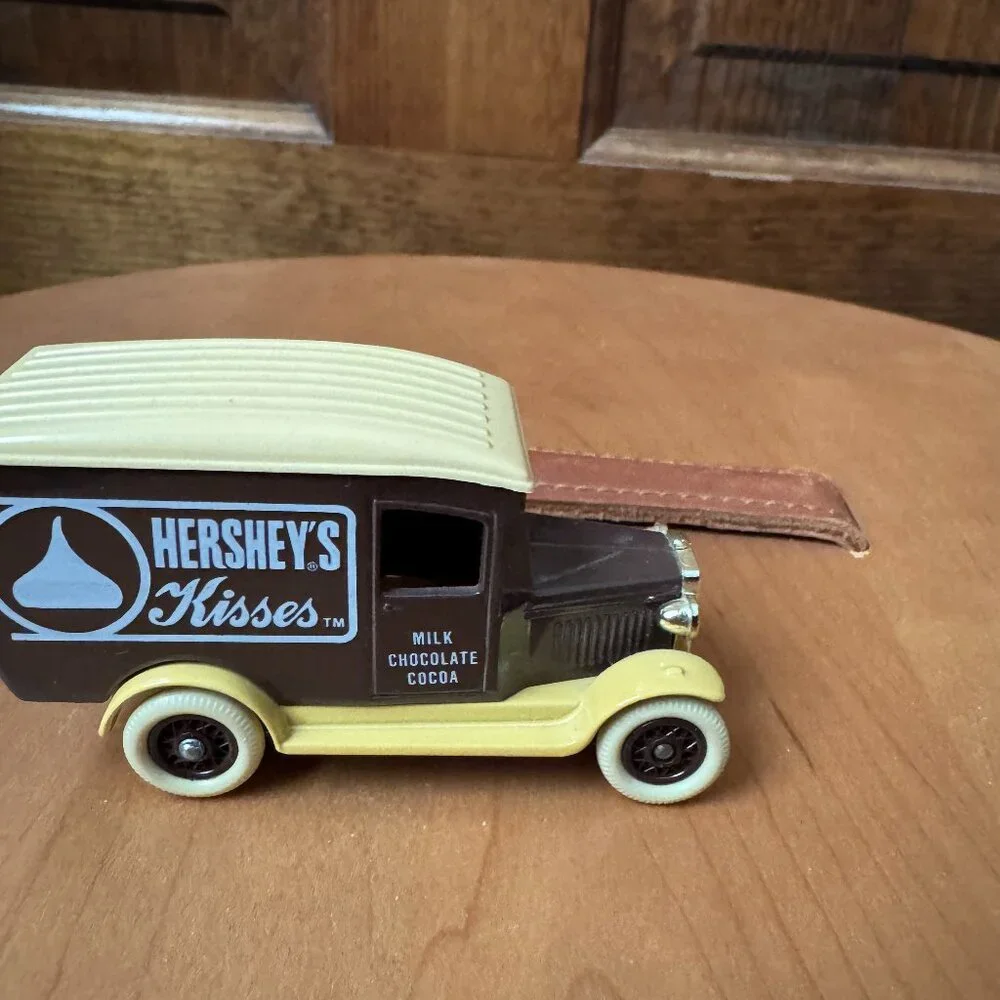 Lledo Days Gone Diecast Vehicles - Hershey's Kisses Delivery Van